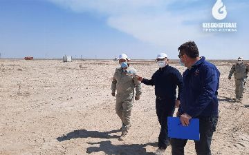 «Узбекнефтегаз»: Председатель Правления изучил текущее состояние добычи природного газа, буровых работ и проектов газопровода в Устюрте