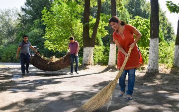 На благотворительный хашар в Узбекистане потратили миллиарды сумов