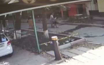 В Ташкенте мужчина жестко избил соседского ребенка 