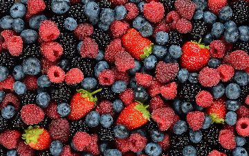 Ученые назвали ягоды, которые снижают риск сердечного приступа