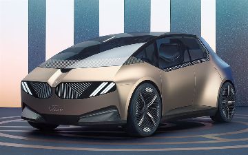 BMW представила электрокар из мусора: она осталась без популярных «ноздрей»