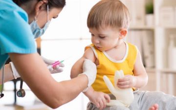 Турецкие врачи по ошибке привили детей от коронавируса