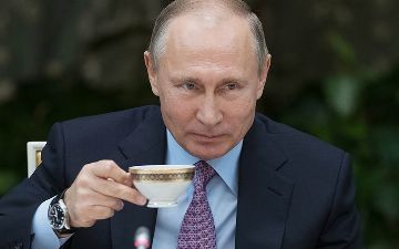 Путин перестал самоизолироваться