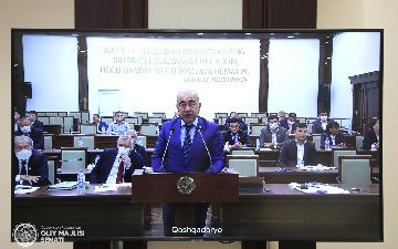 Сенаторы раскритиковали отчет хокима Кашкадарьинской области: учебный год в Кашкадарье начался без книг, уровень преступности увеличился на 70%