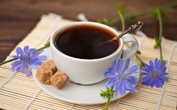 Диетолог рассказала, как избавиться от кофеиновой зависимости, заменив кофе на другой напиток