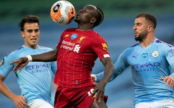 «Ливерпуль» может пожизненно отстранить фаната, плюнувшего в членов штаба «Манчестер Сити» 