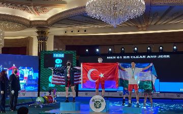 Тяжелоатлеты из Узбекистана завоевали бронзовую медаль на ЧМ