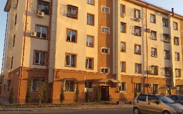 В Узбекистане 100 миллиардов сумов выделили на ремонт многоквартирных домов