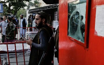 В шиитской мечети на севере Афганистана прогремел взрыв: около 100 человек погибли