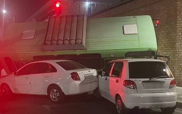 В Яшнабадском районе Ташкента «Ласетти» и «Матиз» влетели в автобус