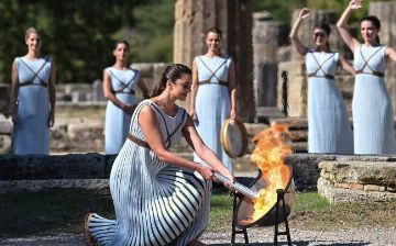 Олимпийский огонь зимних Игр-2022 доставили в Пекин