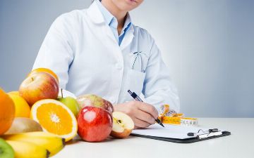 Диетолог рассказала, какие комбинации продуктов усиливают пользу друг друга