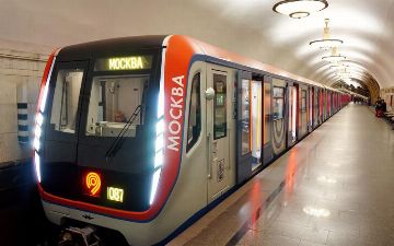 В московское метро решили найти кассиров со знанием узбекского
