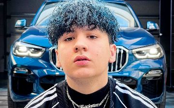 Узбекский блогер Abrik рассказал о неприятной истории с таксистом, который оказался националистом - видео