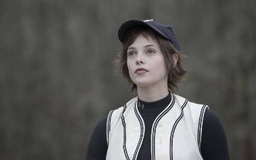 Актеры сериала «Сумерки» спустя 13 лет повторили культовую сцену