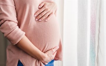 Родственники посадили беременную женщину на строгую диету и разозлили окружающих