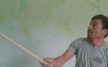 Директор одной из Ферганских школ принуждал учителей заниматься ремонтными работами во время отпуска