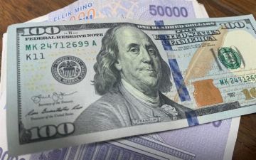 Курс доллара 26 октября 2021 в Узбекистане - понизился