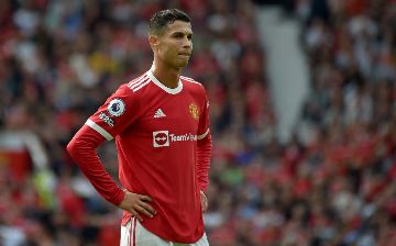 Криштиану Роналду не смог отличиться в Манчестерском дерби 