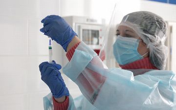 Иммунолог рассказал, когда рост заболевших «короной» закончится