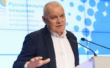 Дмитрий Киселёв заявил, что СМИ в Узбекистане бесстрашное 