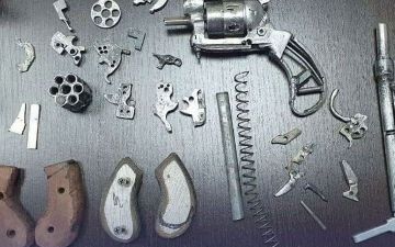 Правоохранители задержали жителя Ташкента, изготавливавшего оружие у себя дома