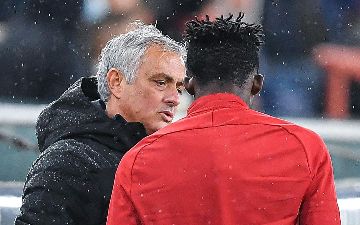 Моуриньо подарил 18-летнему футболисту кроссовки за 800 евро