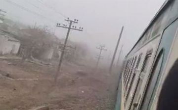 В Хорезмской области поезд насмерть сбил женщину - видео