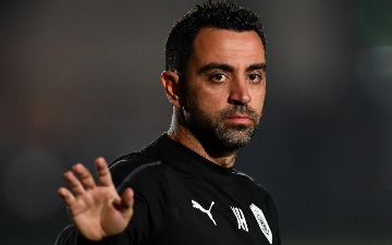 Боссы «Барселоны» встретились с Хави и пообещали ему трансферы зимой