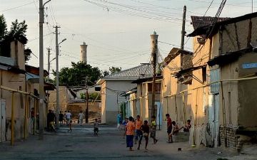 В сети появилась фотография униформы помощников хокима в махаллях: посмотрите, как она выглядит