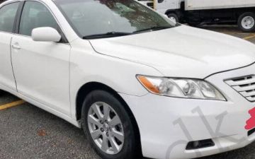 Житель Ташкента согласен поменять авто марки Toyota на жену - фото