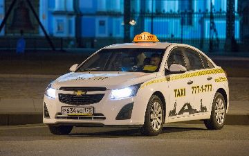 Мигрантам из Средней Азии запретили таксовать в Тюменской области