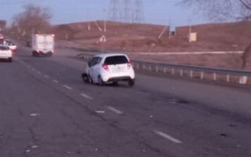 В Ташобласти водители «Джентры» и «Спарка» жестоко столкнулись друг с другом на высокой скорости – видео
