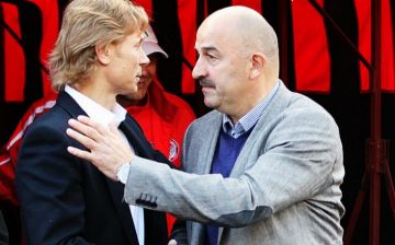 Черчесов рассказал, о чём говорил с Карпиным на последней встрече