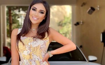 Ради своих подписчиков Муниса Ризаева выучила стих и пожелала хорошего дня