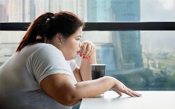 Девушка перестала пить газировку и похудела на 57 килограммов всего за год — фото