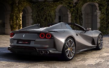 Ferrari показала специальный логотип в честь 75-летия бренда