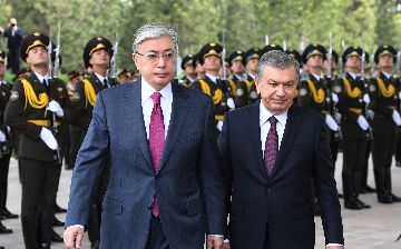 Шавкат Мирзиёев обсудил с Касым-Жомарт Токаевым ситуацию в Казахстане