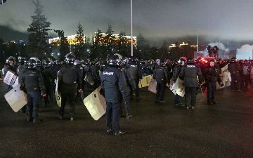 В Алматы погибли 13 сотрудников правоохранительных органов, двоих обезглавили