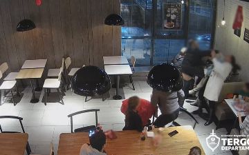 В Ташкенте гражданин Китая прилюдно избил женщину 