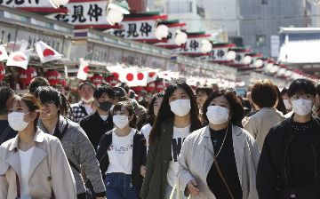 В Японии зафиксирована первая смерть со штаммом коронавируса «омикрон»