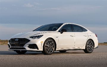 Hyundai отзывает десятки тысяч автомобилей Sonata, Elantra и Santa Fe