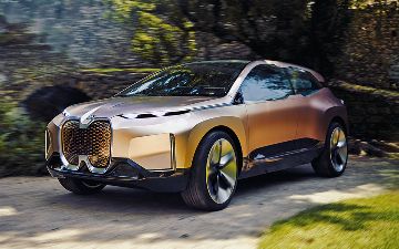 BMW откажется от руля — вместо него теперь будет джойстик