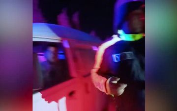 В Ангрене применивший силу к водителю инспектор оказался жертвой 