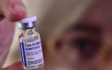 Ученые выявили два побочных эффекта от вакцины «Спутник V»