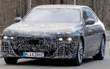 Фотошпионы слили в интернет кадры нового BMW 7 Series