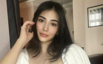 Зарина Низомиддинова рассказала о встрече с Исламом Каримовым