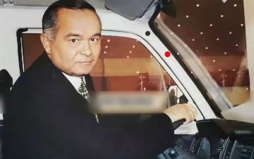 Редкие кадры, где первый президент Ислам Каримов сидит в узбекских машинах