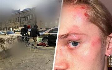 Велосипедист сбил Даню Милохина, когда тот выходил из своего «Майбаха»