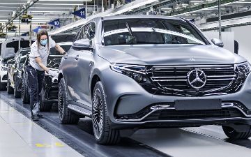 Mercedes направит все свои силы на производство электромобилей и люксовых машин
